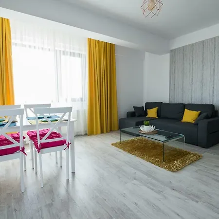 Apartel Holiday House *