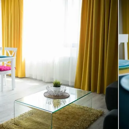 Apartel Holiday House דירה *